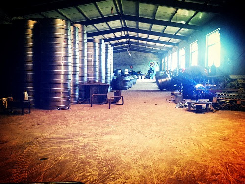 清洗型小型攪拌機生產車間展示--河北東圣吊索具制造有限公司--小型攪拌機|石材夾具|液壓堆高車|手動叉車