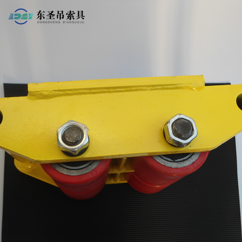 6噸搬運(yùn)小坦克車淬火中軸